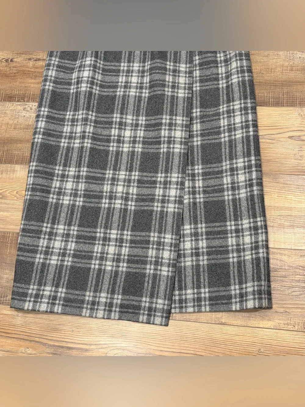 Vintage wool blend tartan grey white Plaid Wrap Midi Skirt 90’s grunge preppy